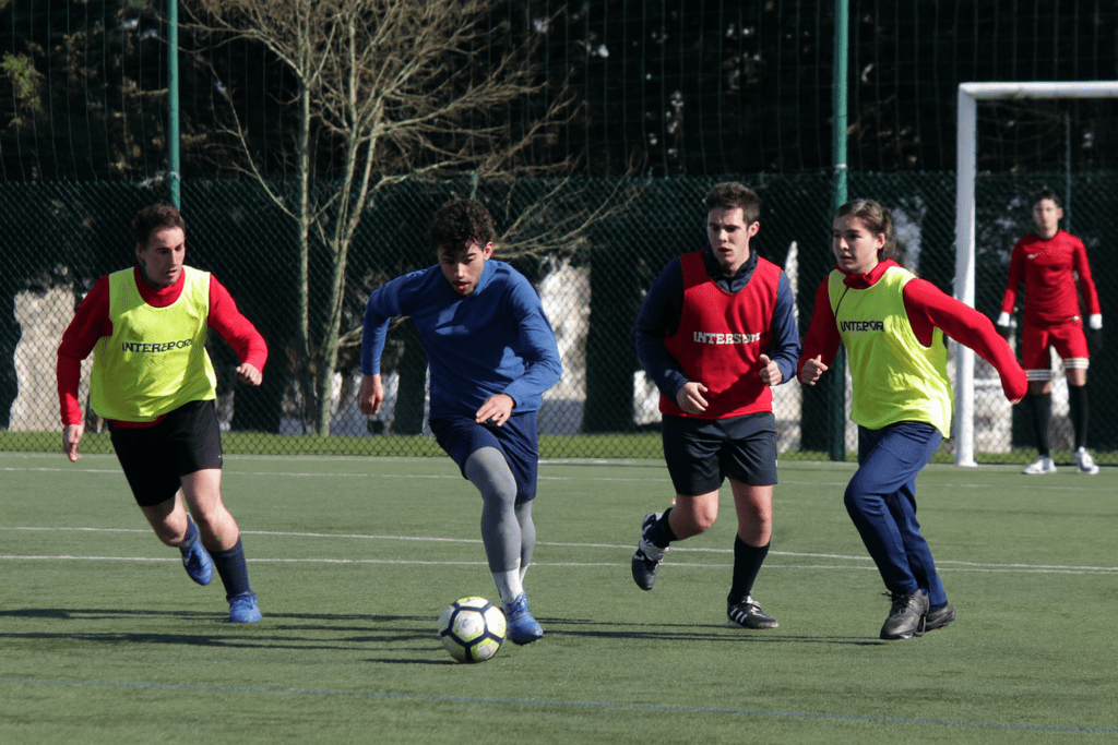 Match de Foot Association Enjeux